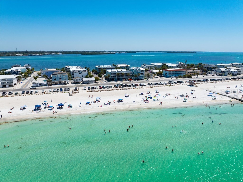 901 Gulf Drive S #14 Bradenton Beach FL 34217 A4671294 image1