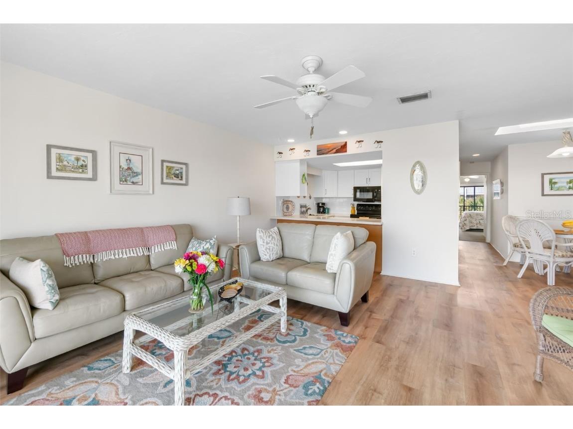 901 Gulf Drive S #14 Bradenton Beach FL 34217 A4671294 image10