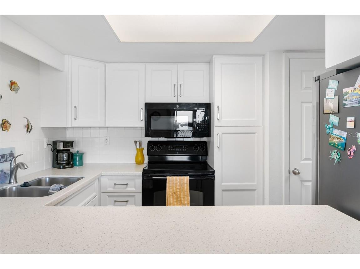 901 Gulf Drive S #14 Bradenton Beach FL 34217 A4671294 image11