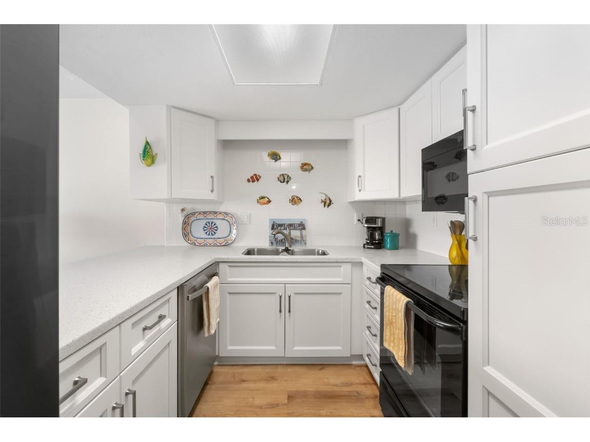 901 Gulf Drive S #14 Bradenton Beach FL 34217 A4671294 image12