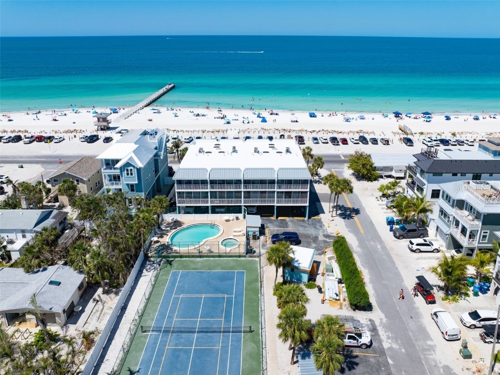 901 Gulf Drive S #14 Bradenton Beach FL 34217 A4671294 image2