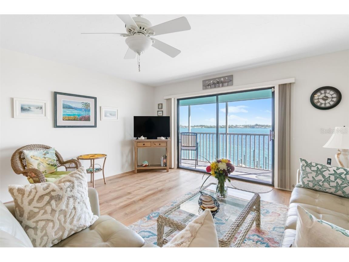 901 Gulf Drive S #14 Bradenton Beach FL 34217 A4671294 image8