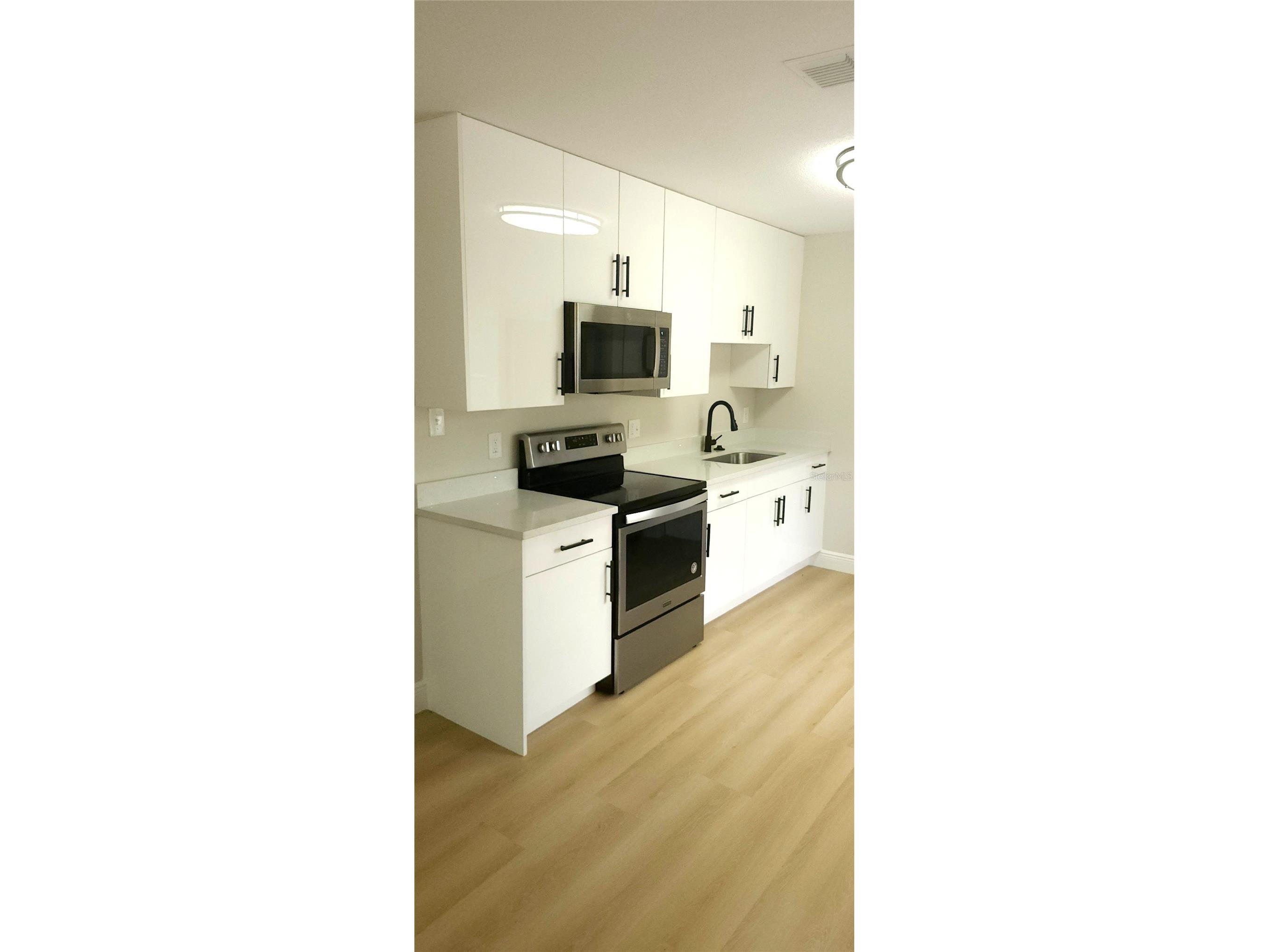 901 S Taylor Road Seffner FL 33584 TB8505287 image9