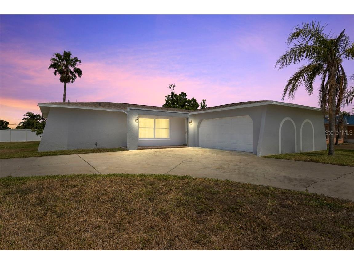 901 SE 35th Terrace Cape Coral FL 33904 C7474637 image1