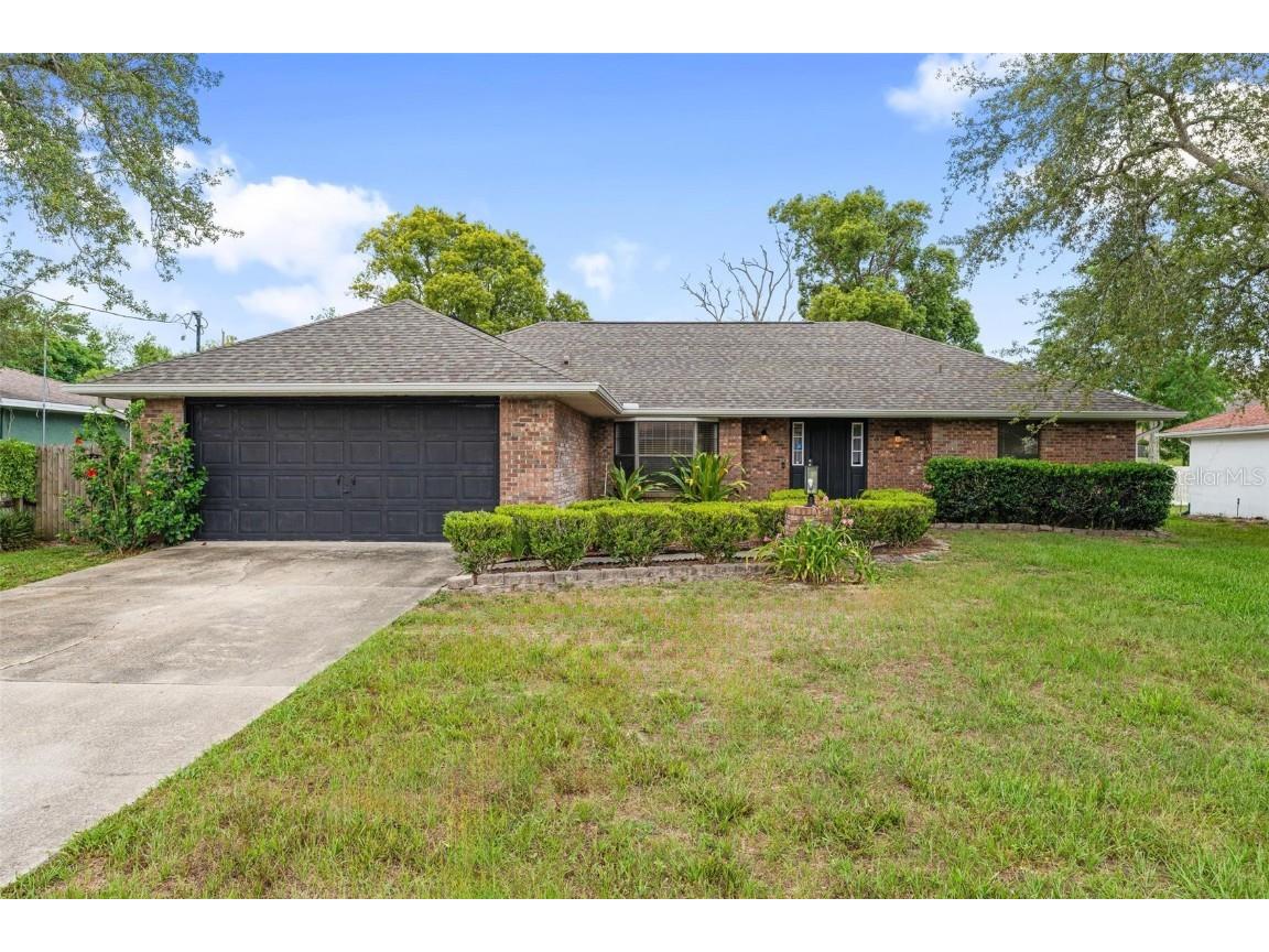 901 Vicksburg Street Deltona FL 32725 V4942955 image1