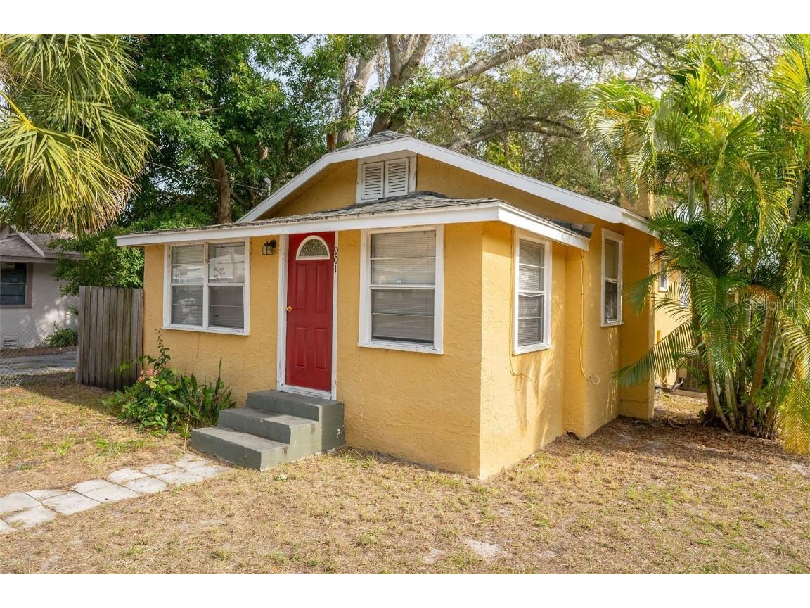 901 Vine Avenue Clearwater FL 33755 U8239614 image1