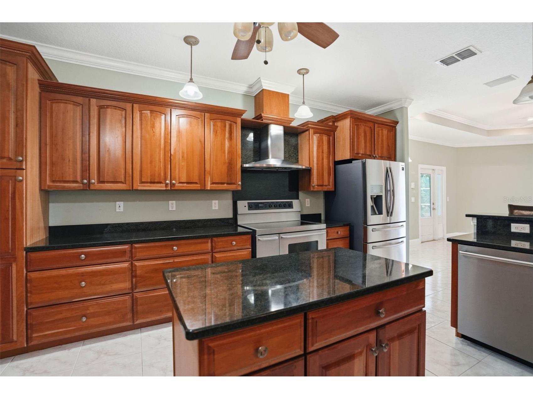 9011 Foxdale Lane Spring Hill FL 34608 - WEEKI WACHEE PRAIRIE LAKE W7886485 image32