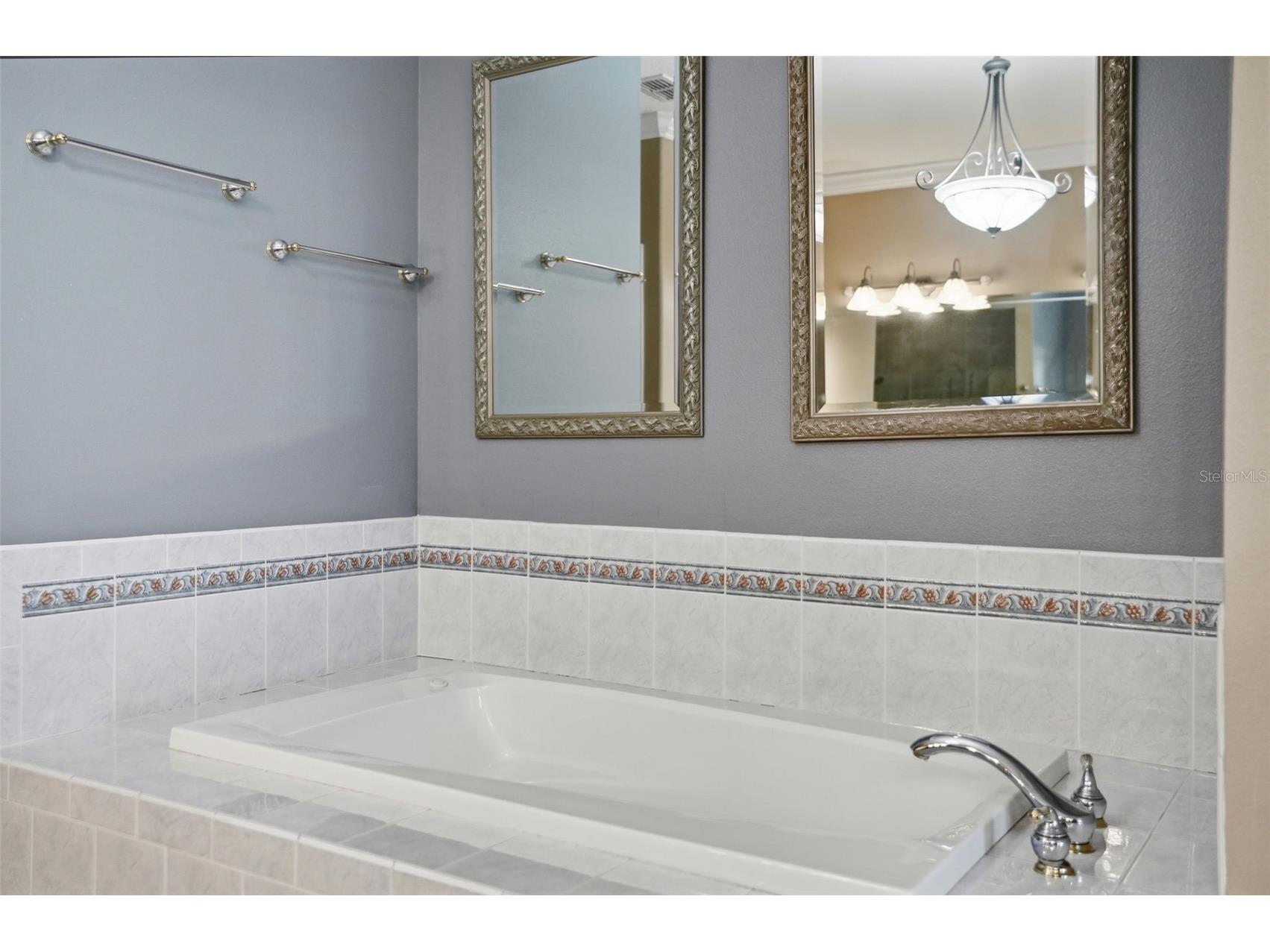 9011 Foxdale Lane Spring Hill FL 34608 - WEEKI WACHEE PRAIRIE LAKE W7886485 image73