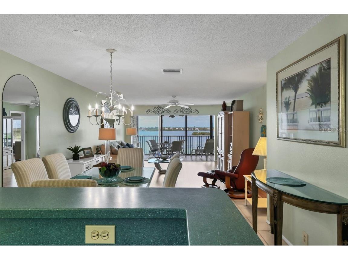 9011 Midnight Pass Road #426 Sarasota FL 34242 A4668084 image17