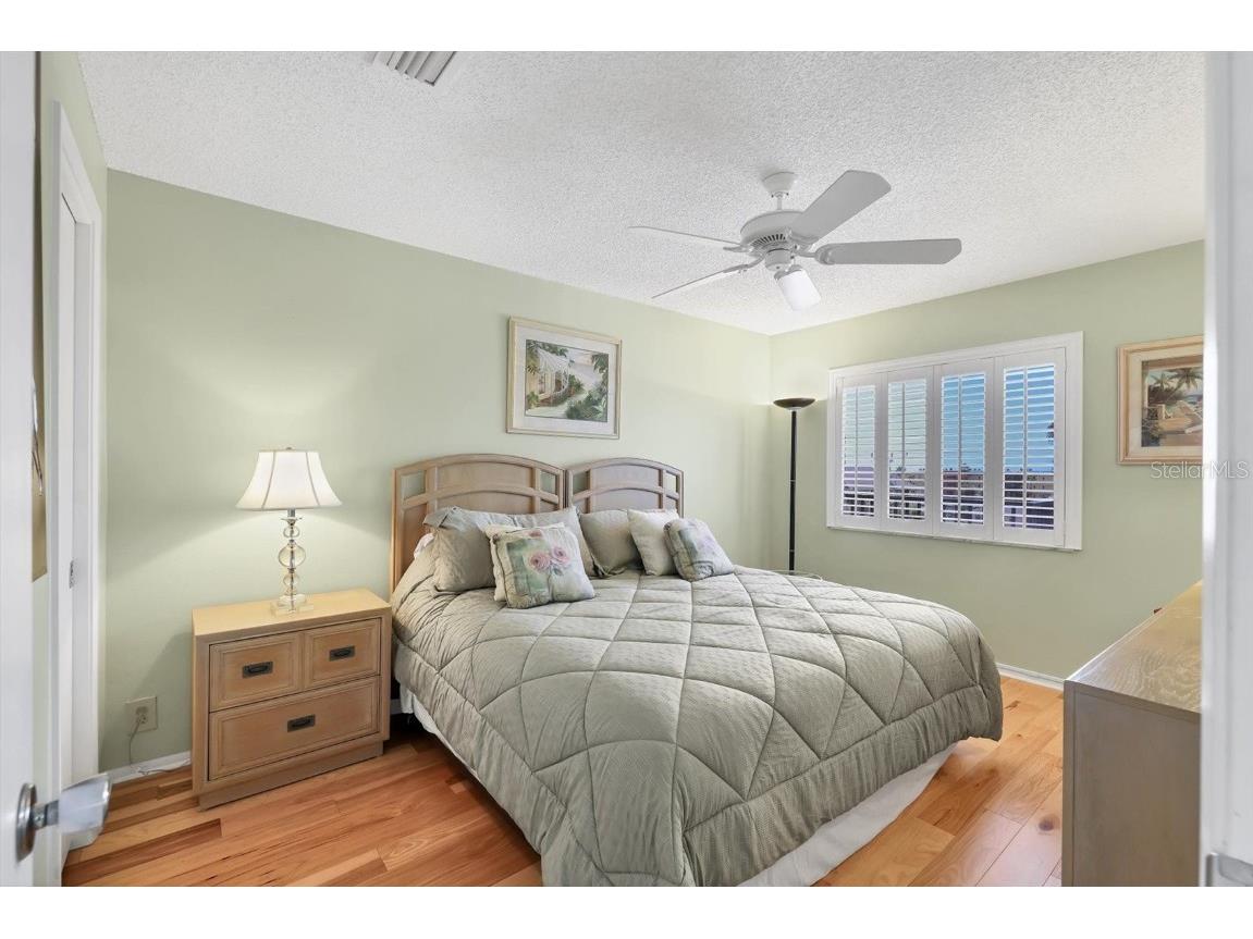 9011 Midnight Pass Road #426 Sarasota FL 34242 A4668084 image24