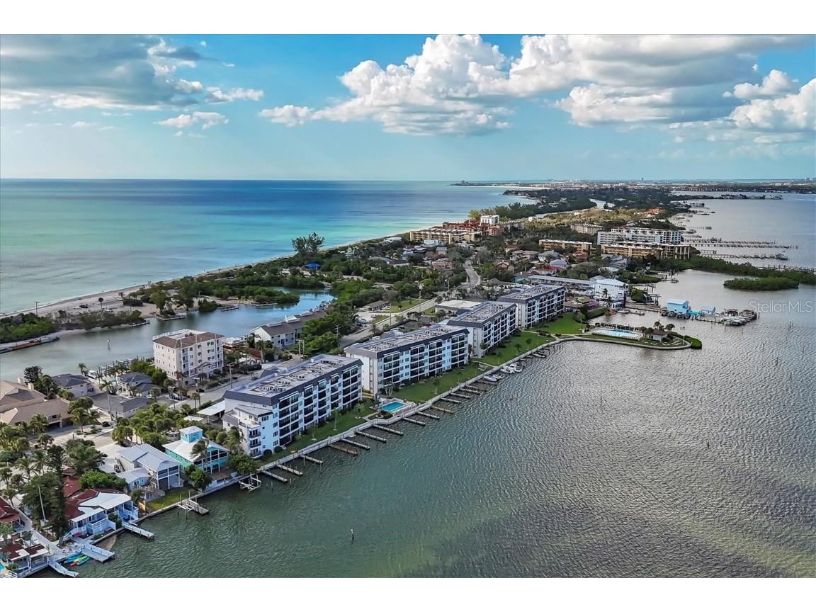 9011 Midnight Pass Road #426 Sarasota FL 34242 A4668084 image35