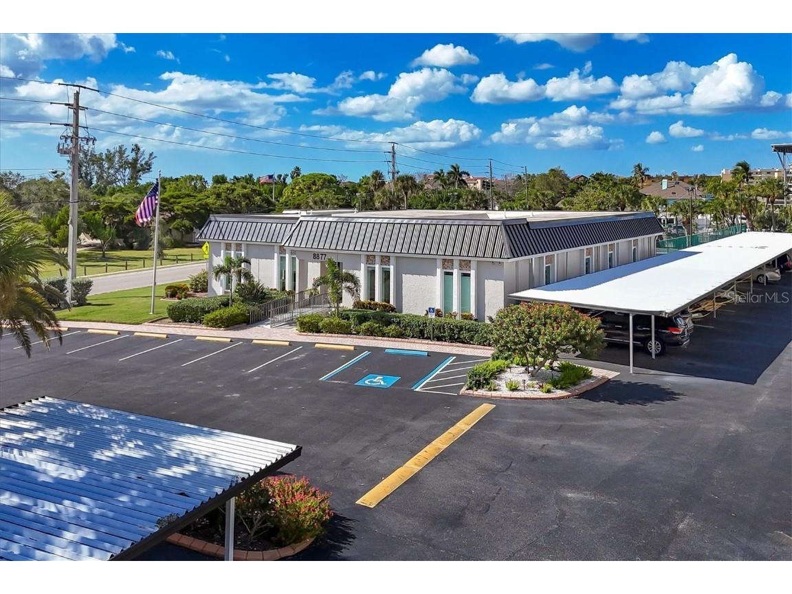 9011 Midnight Pass Road #426 Sarasota FL 34242 A4668084 image37