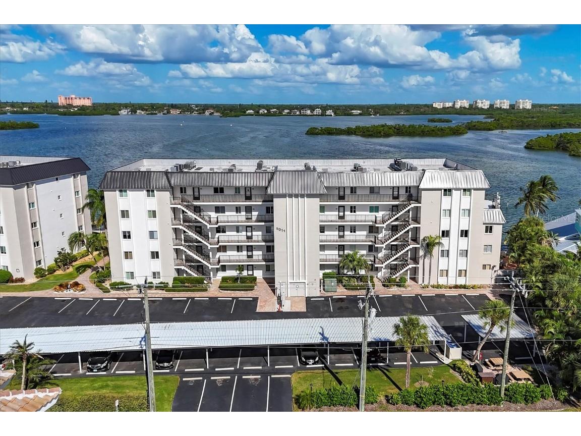 9011 Midnight Pass Road #426 Sarasota FL 34242 A4668084 image6