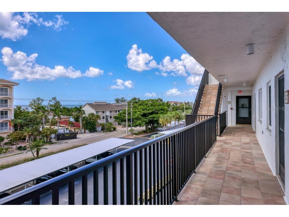 9011 Midnight Pass Road #426 Sarasota FL 34242 A4668084 image7