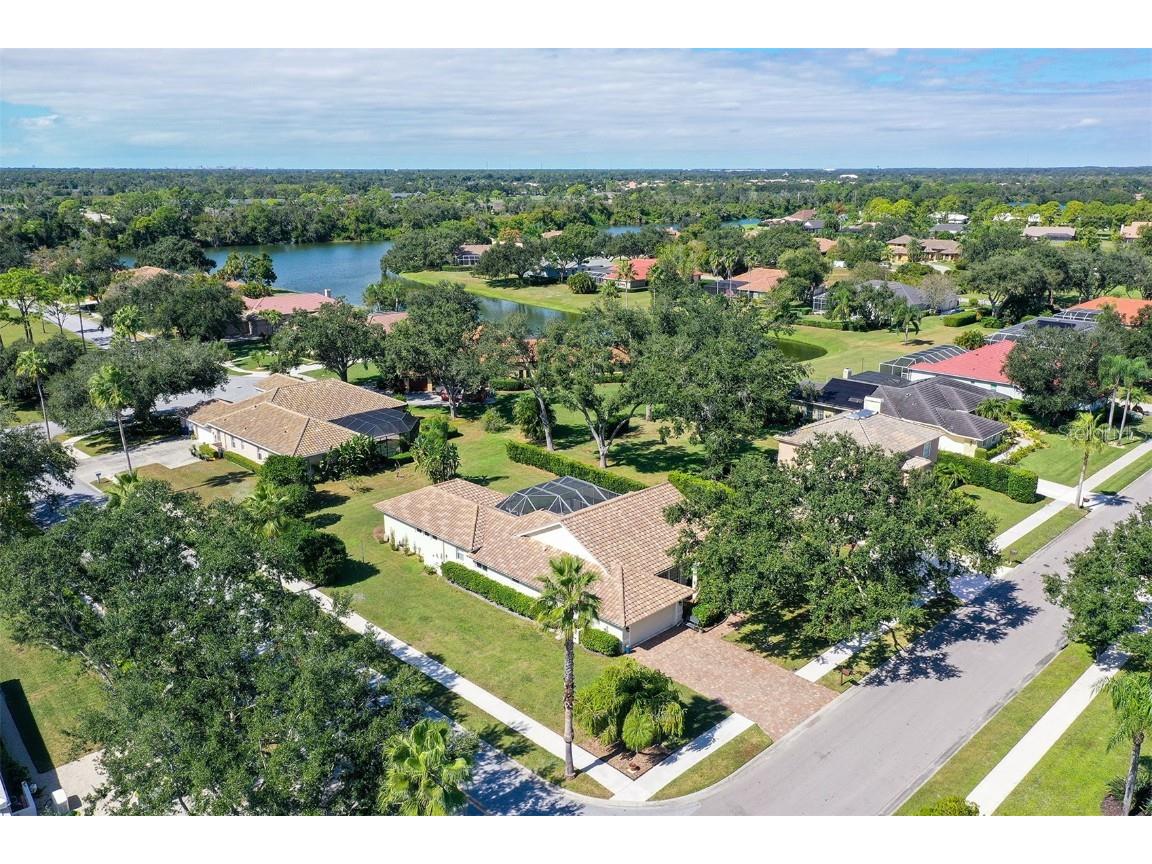 9011 Misty Creek Drive Sarasota FL 34241 A4669718 image11