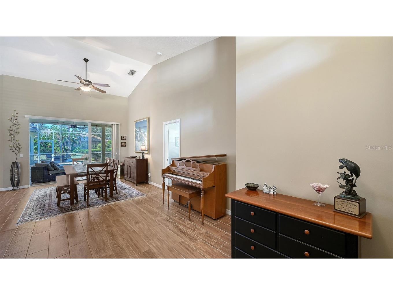 9011 Misty Creek Drive Sarasota FL 34241 A4669718 image13