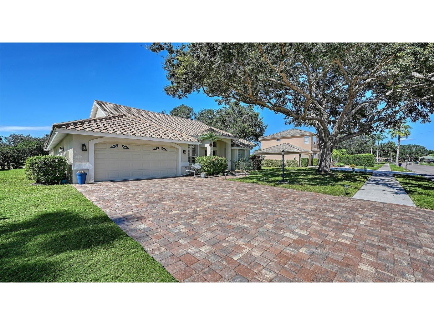 9011 Misty Creek Drive Sarasota FL 34241 A4669718 image54