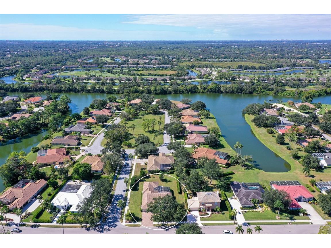 9011 Misty Creek Drive Sarasota FL 34241 A4669718 image9