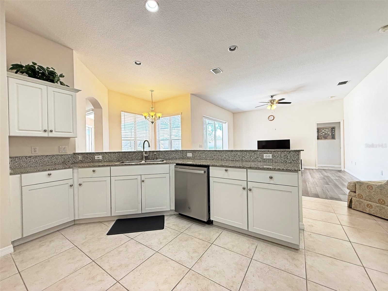 9011 Province Street Sarasota FL 34240 TB8486094 image18