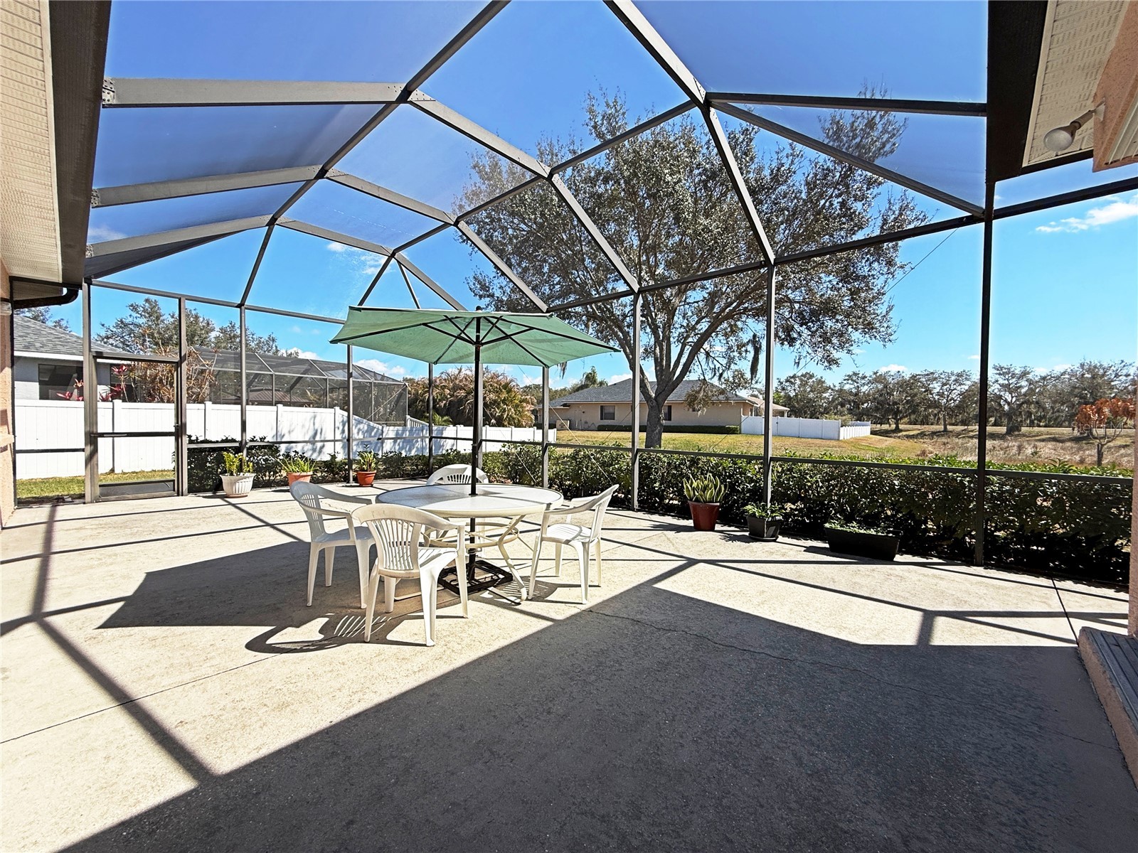 9011 Province Street Sarasota FL 34240 TB8486094 image39