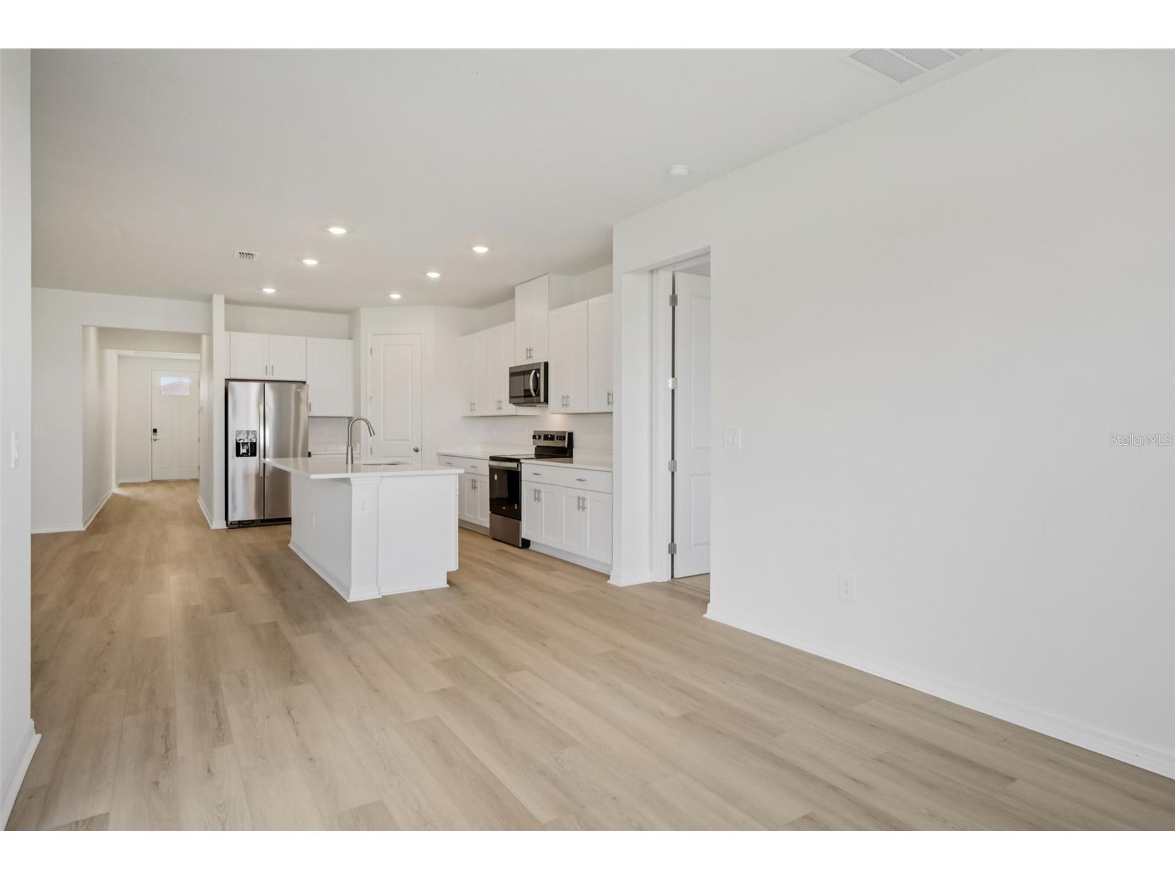 9012 Venetia Court Palmetto FL 34221 TB8474651 image10