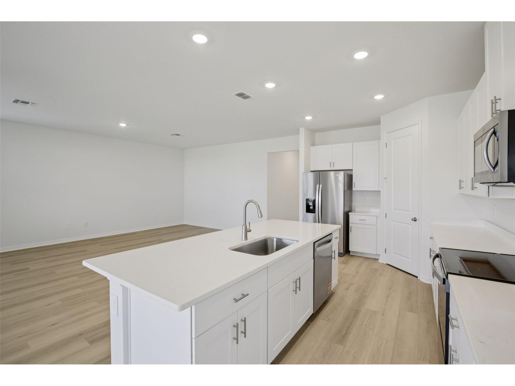 9012 Venetia Court Palmetto FL 34221 TB8474651 image14