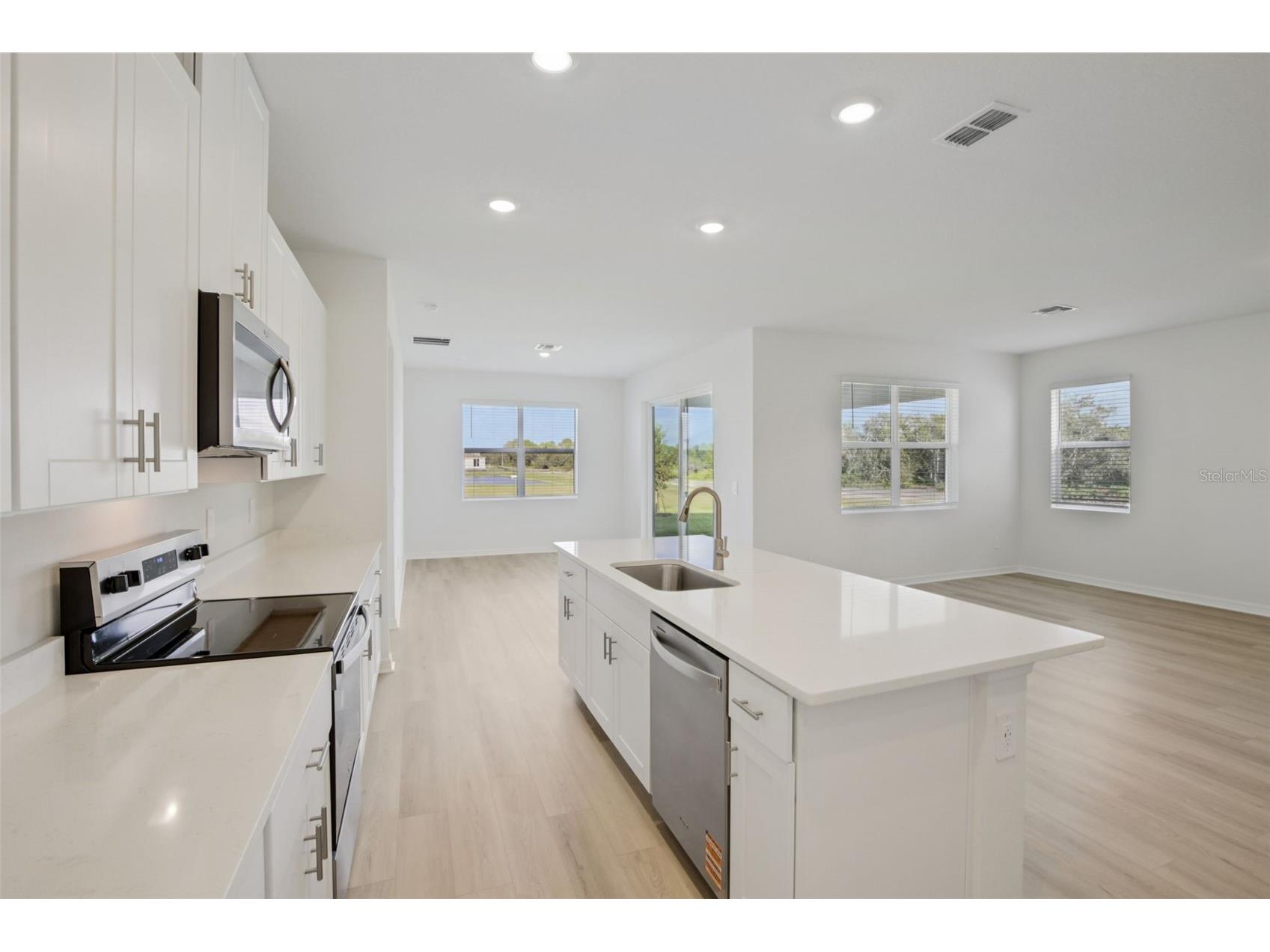 9012 Venetia Court Palmetto FL 34221 TB8474651 image16