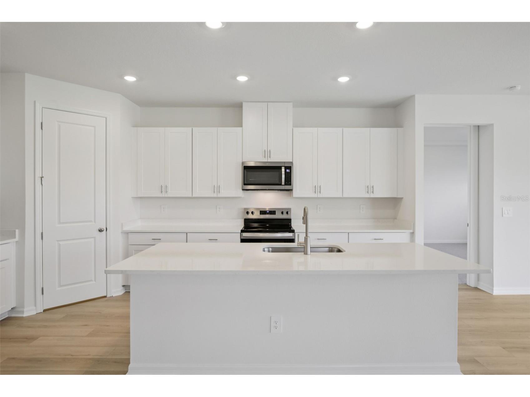 9012 Venetia Court Palmetto FL 34221 TB8474651 image18