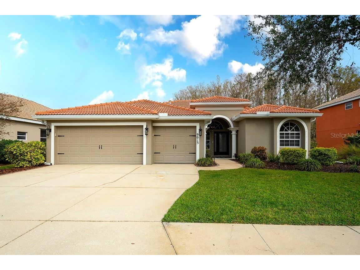 9013 Kingsbury Place Bradenton FL 34212 A4640903 image1