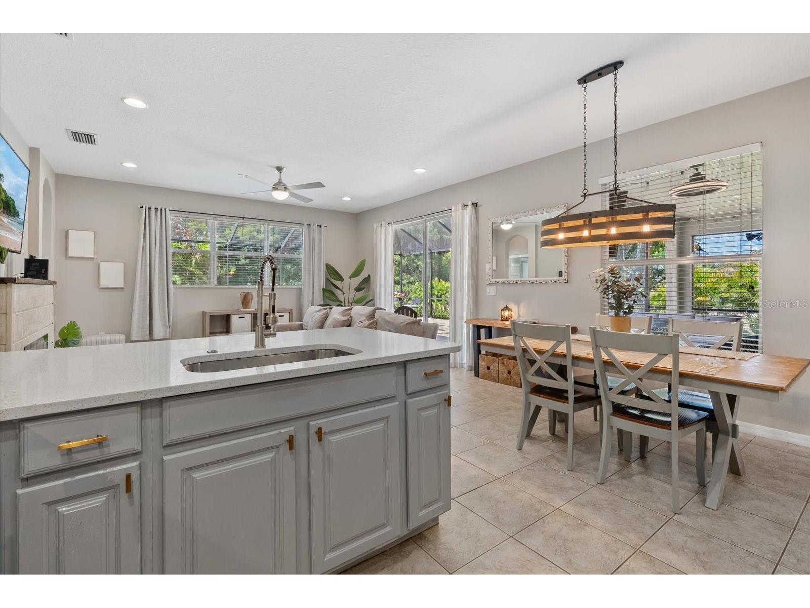 9013 Kingsbury Place Bradenton FL 34212 A4694427 image15