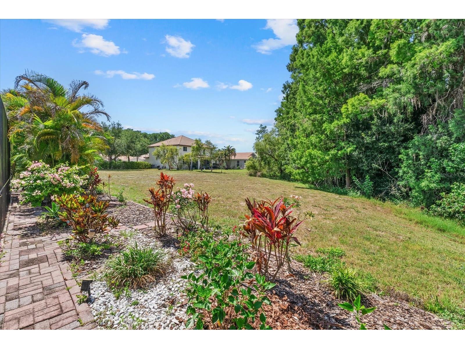 9013 Kingsbury Place Bradenton FL 34212 A4694427 image37