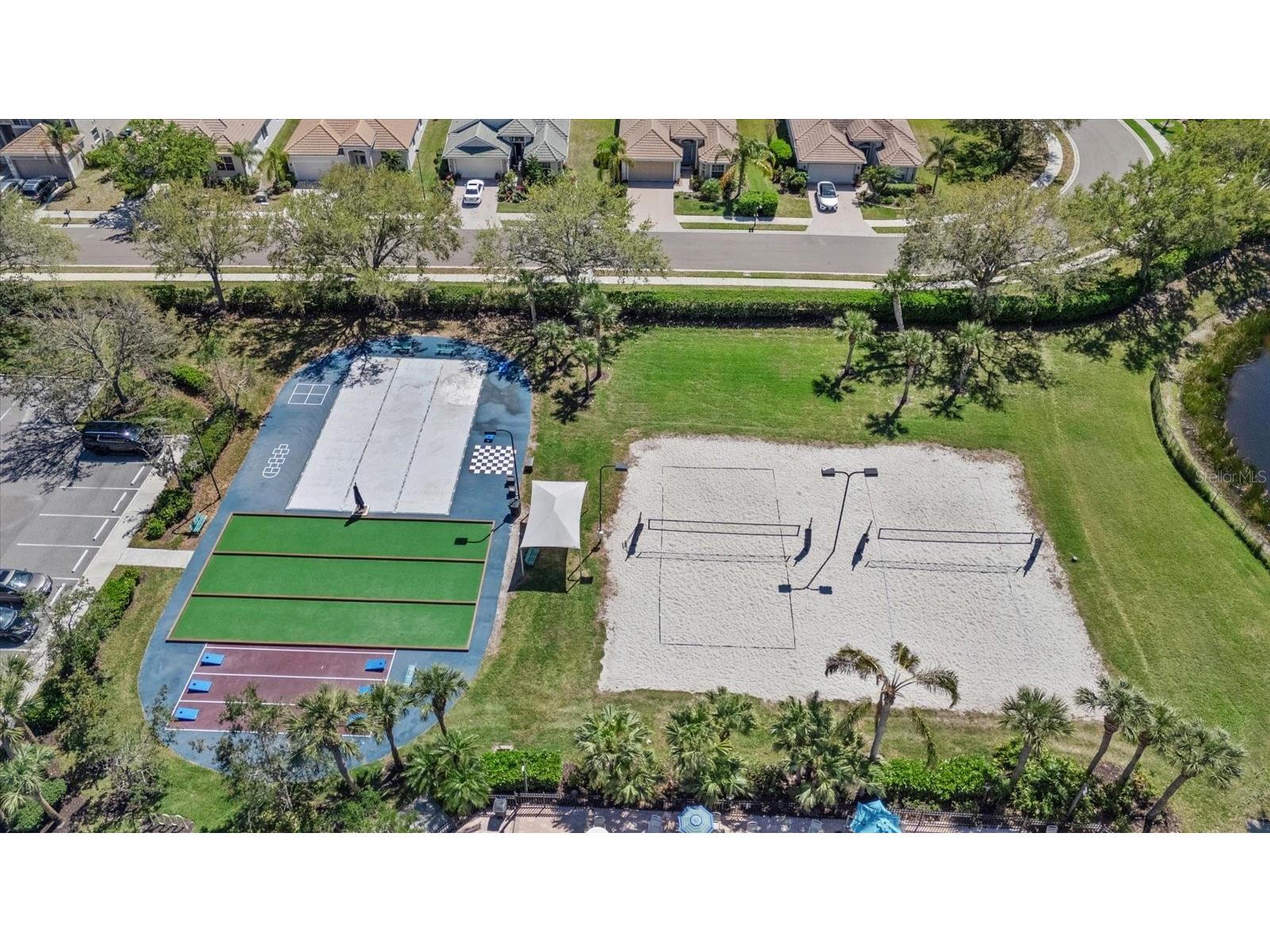 9013 Kingsbury Place Bradenton FL 34212 A4694427 image56