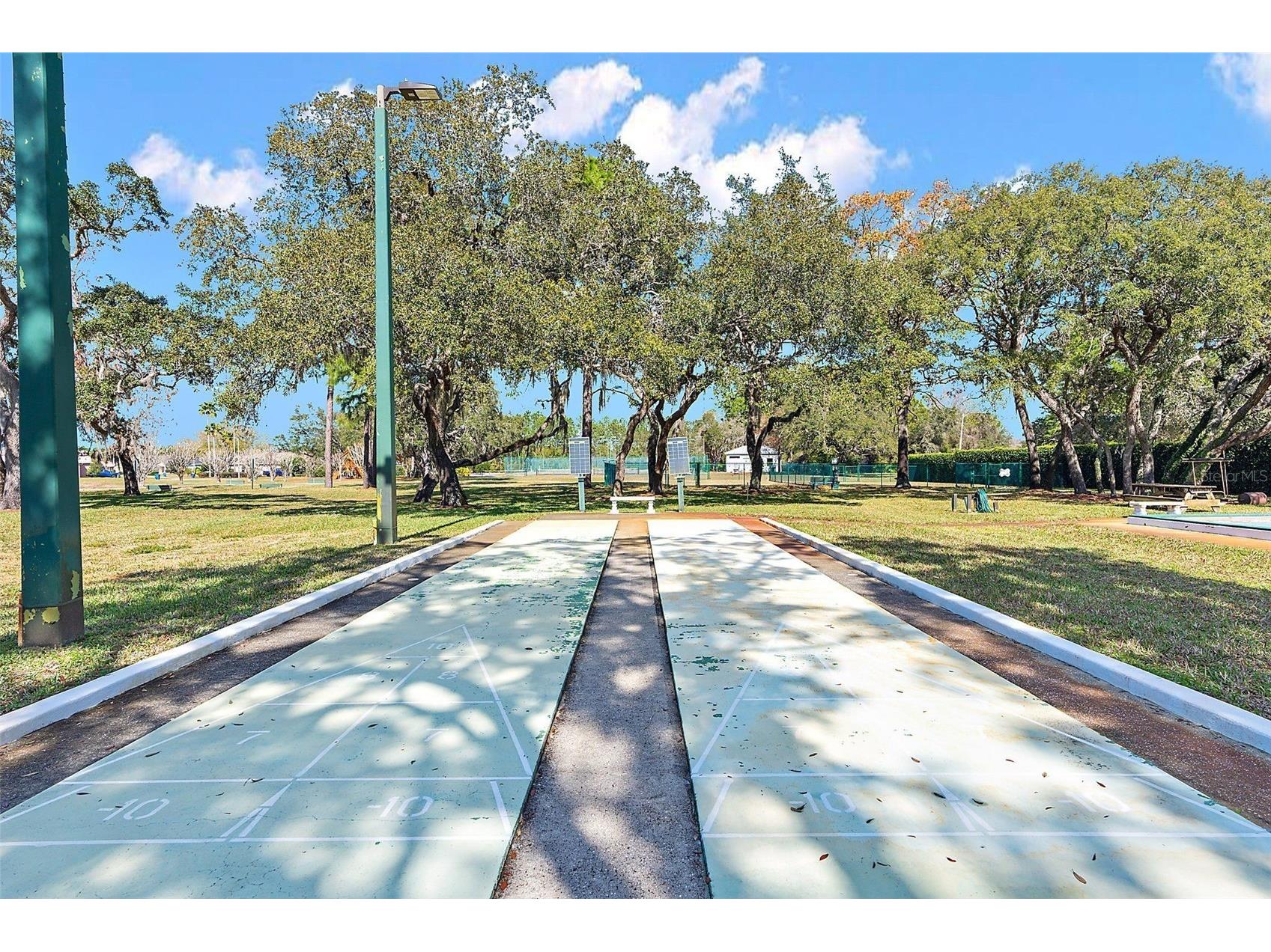 9013 Mississippi Run Weeki Wachee FL 34613 W7884479 image96