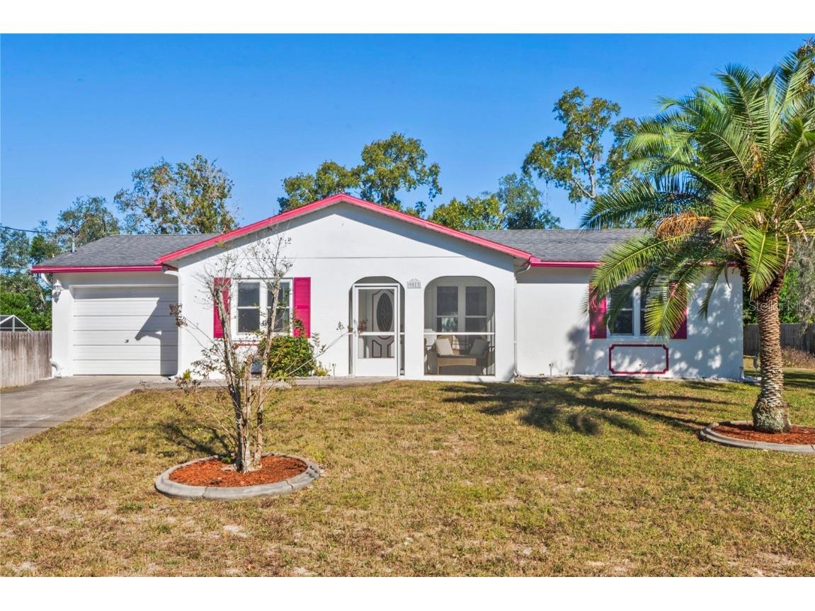 9013 Nakoma Way Weeki Wachee FL 34613 W7880742 image1