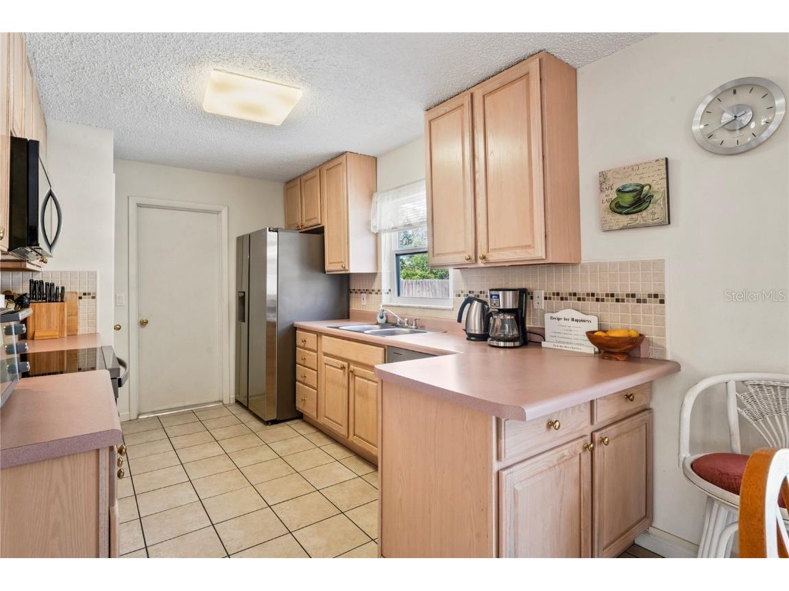 9013 Nakoma Way Weeki Wachee FL 34613 W7880742 image10