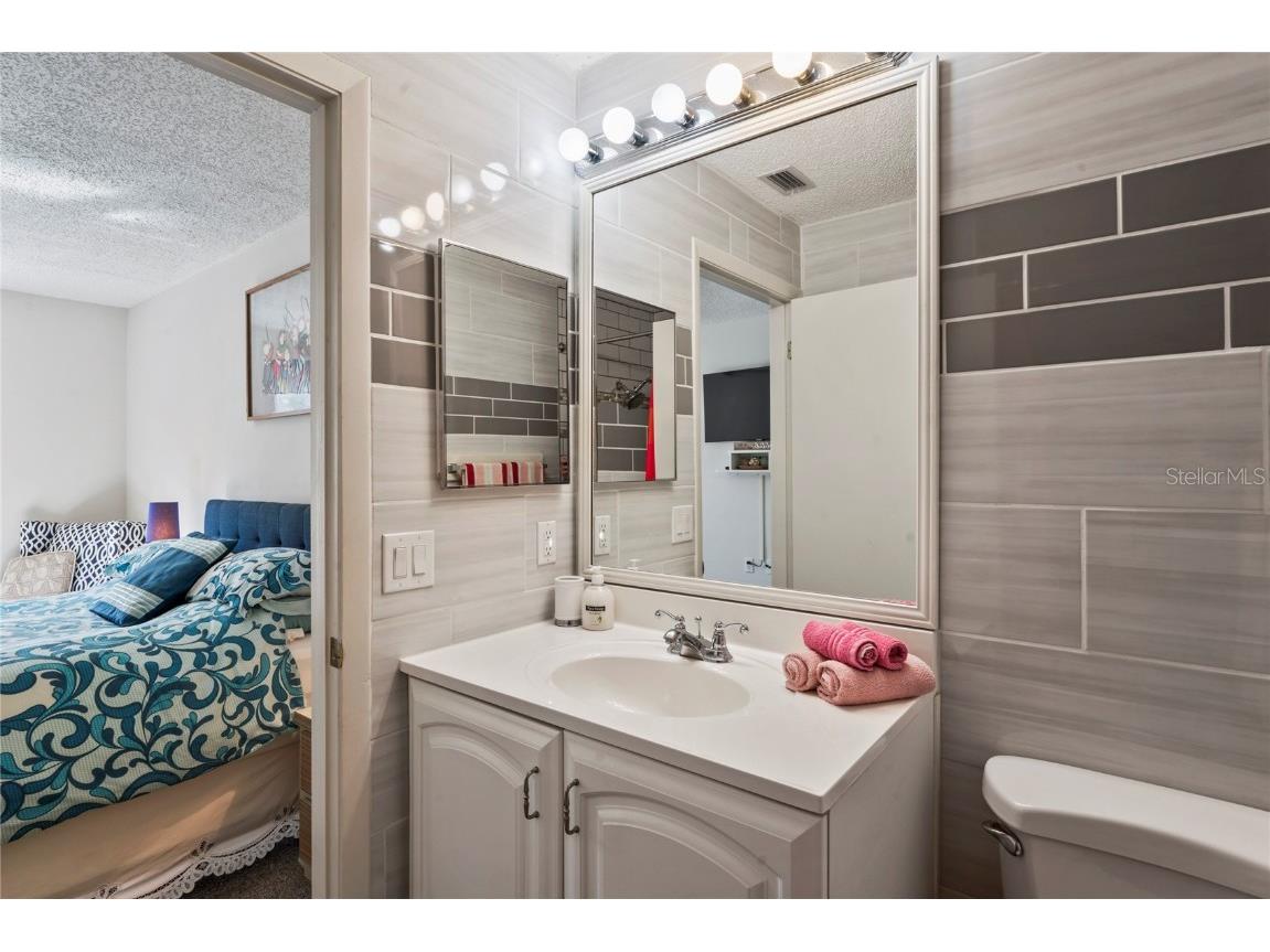 9013 Nakoma Way Weeki Wachee FL 34613 W7880742 image24