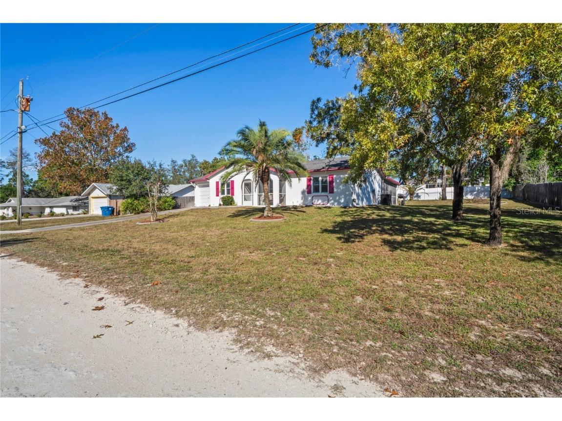 9013 Nakoma Way Weeki Wachee FL 34613 W7880742 image58