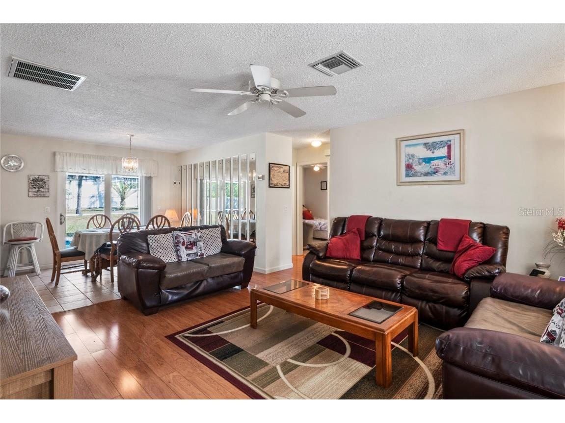 9013 Nakoma Way Weeki Wachee FL 34613 W7880742 image7