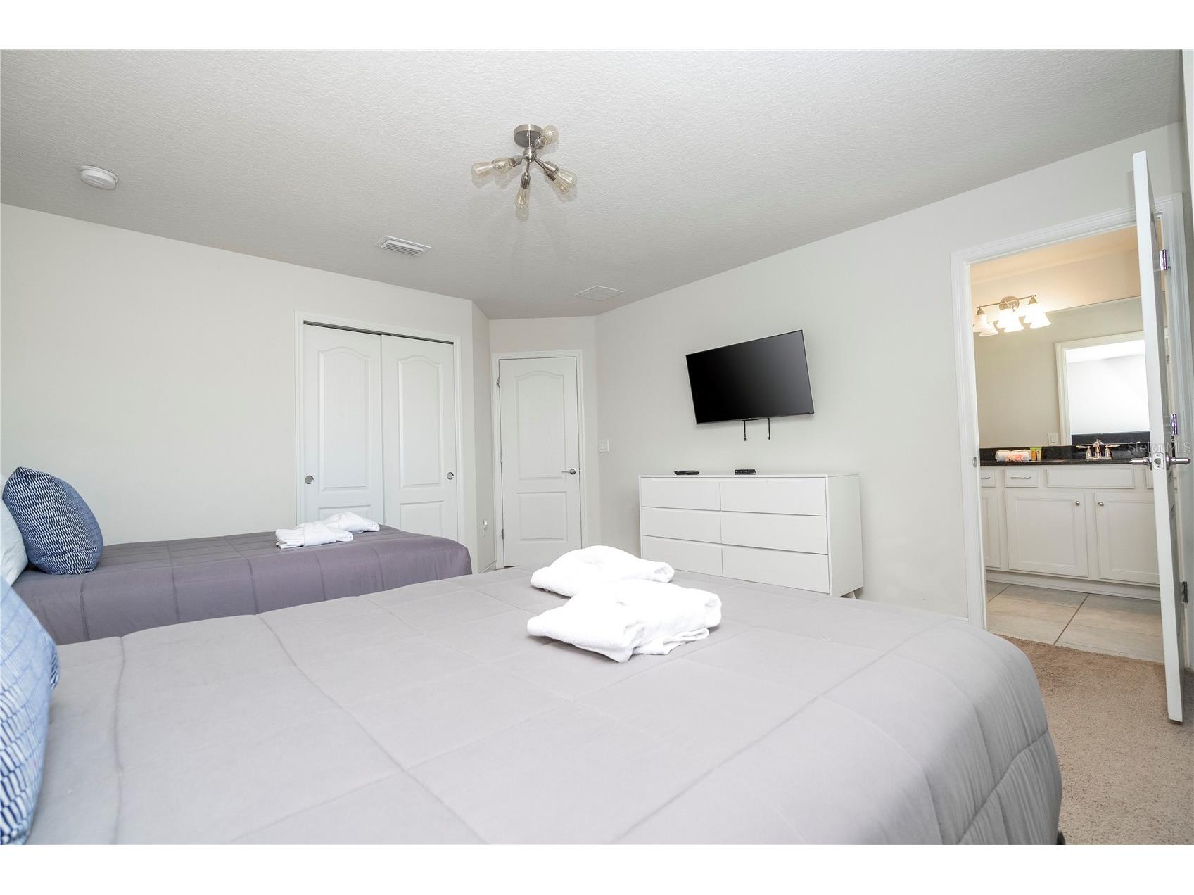 9013 Rhodes Street Kissimmee FL 34747 O6381275 image60