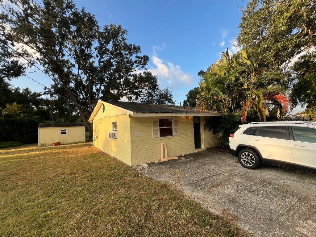 9013 Symmes Road Gibsonton FL 33534 TB8450298 image1