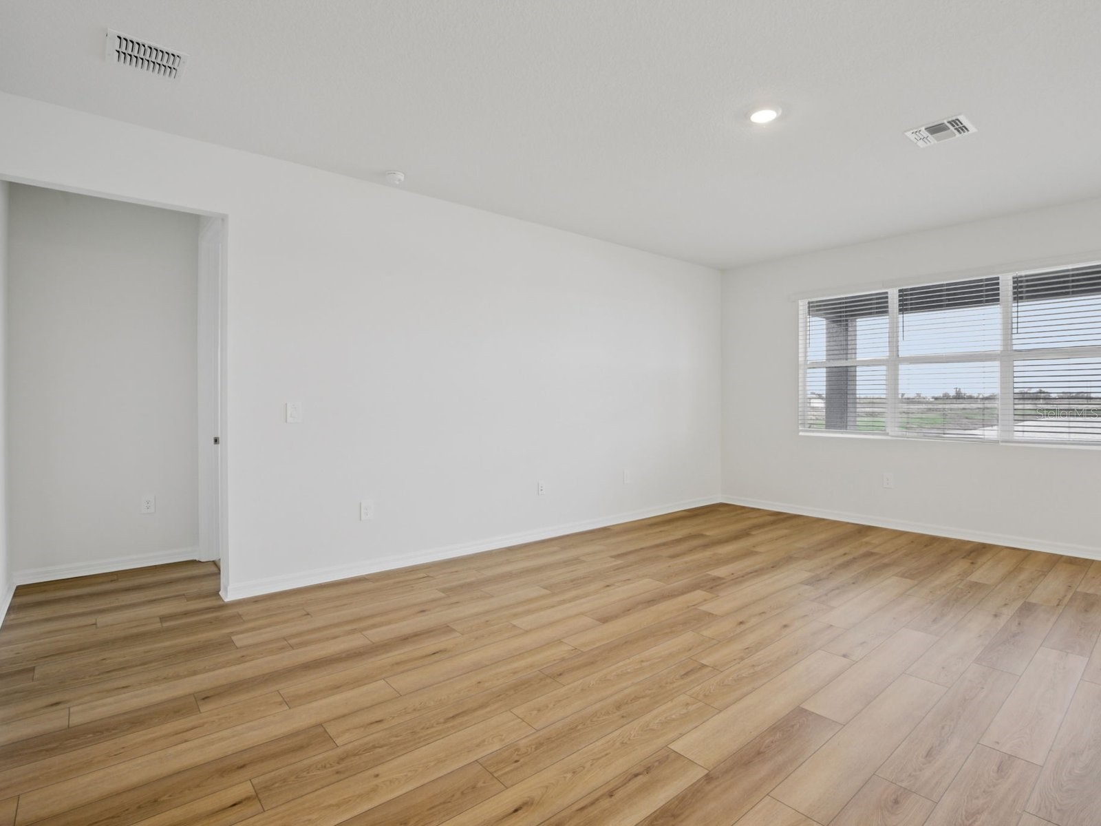 9013 Venetia Court Palmetto FL 34221 O6369147 image2