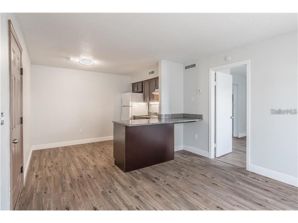 9013 Westchester Circle #29 APT E Tampa FL 33604 S5149465 image2