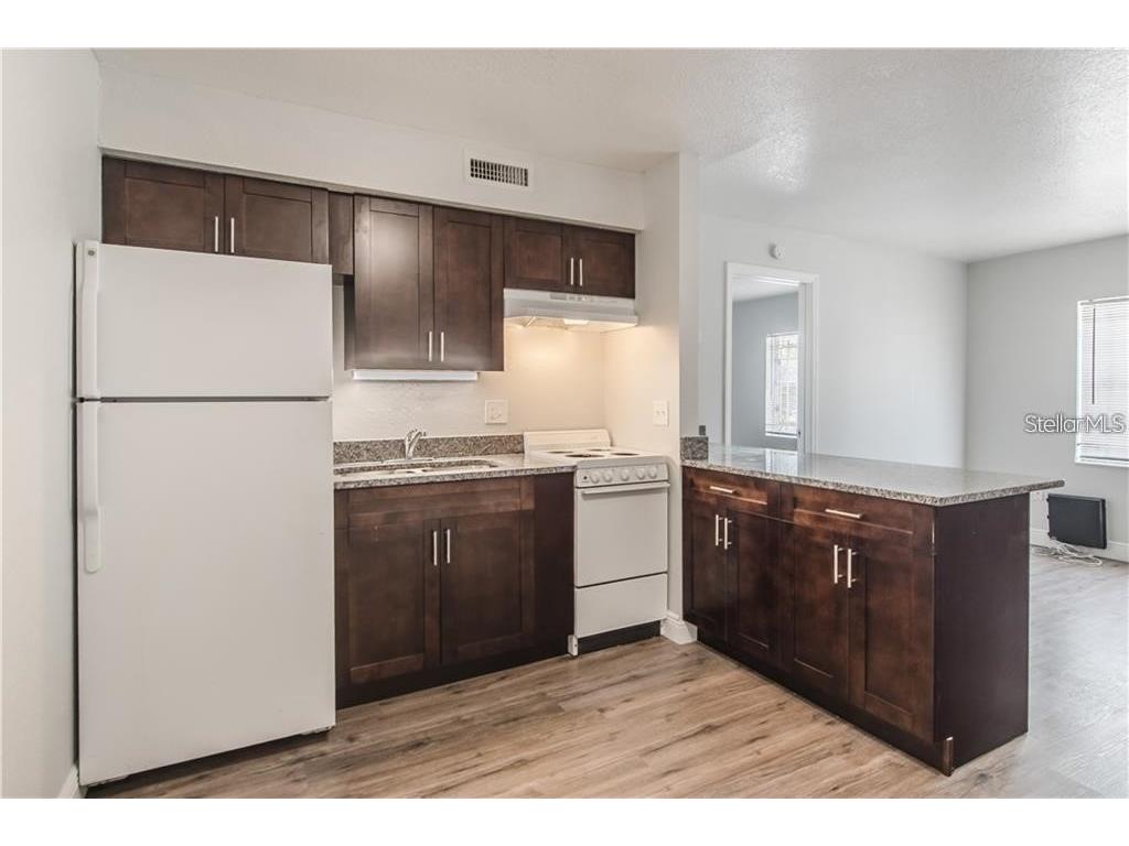 9013 Westchester Circle #29 APT E Tampa FL 33604 S5149465 image3