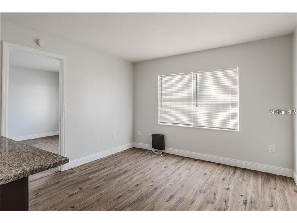 9013 Westchester Circle #29 APT E Tampa FL 33604 S5149465 image4