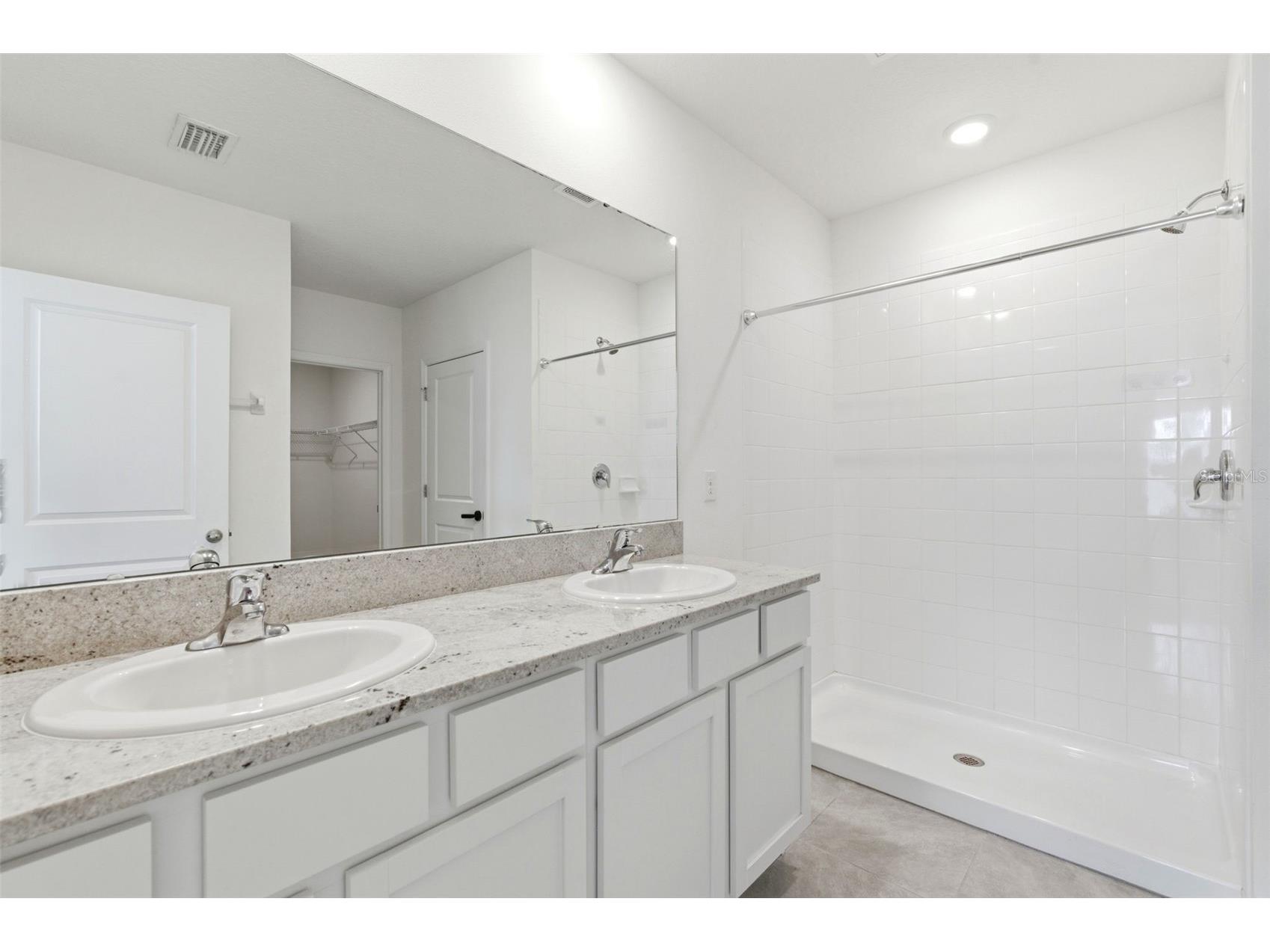 9014 Forge Breeze Loop Wesley Chapel FL 33545 W7886204 image40