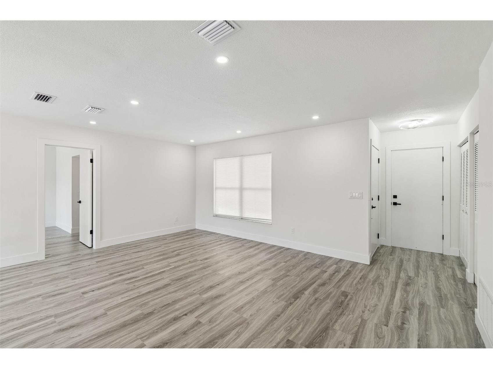 9015 Forest Oaks Boulevard Spring Hill FL 34606 TB8506126 image13