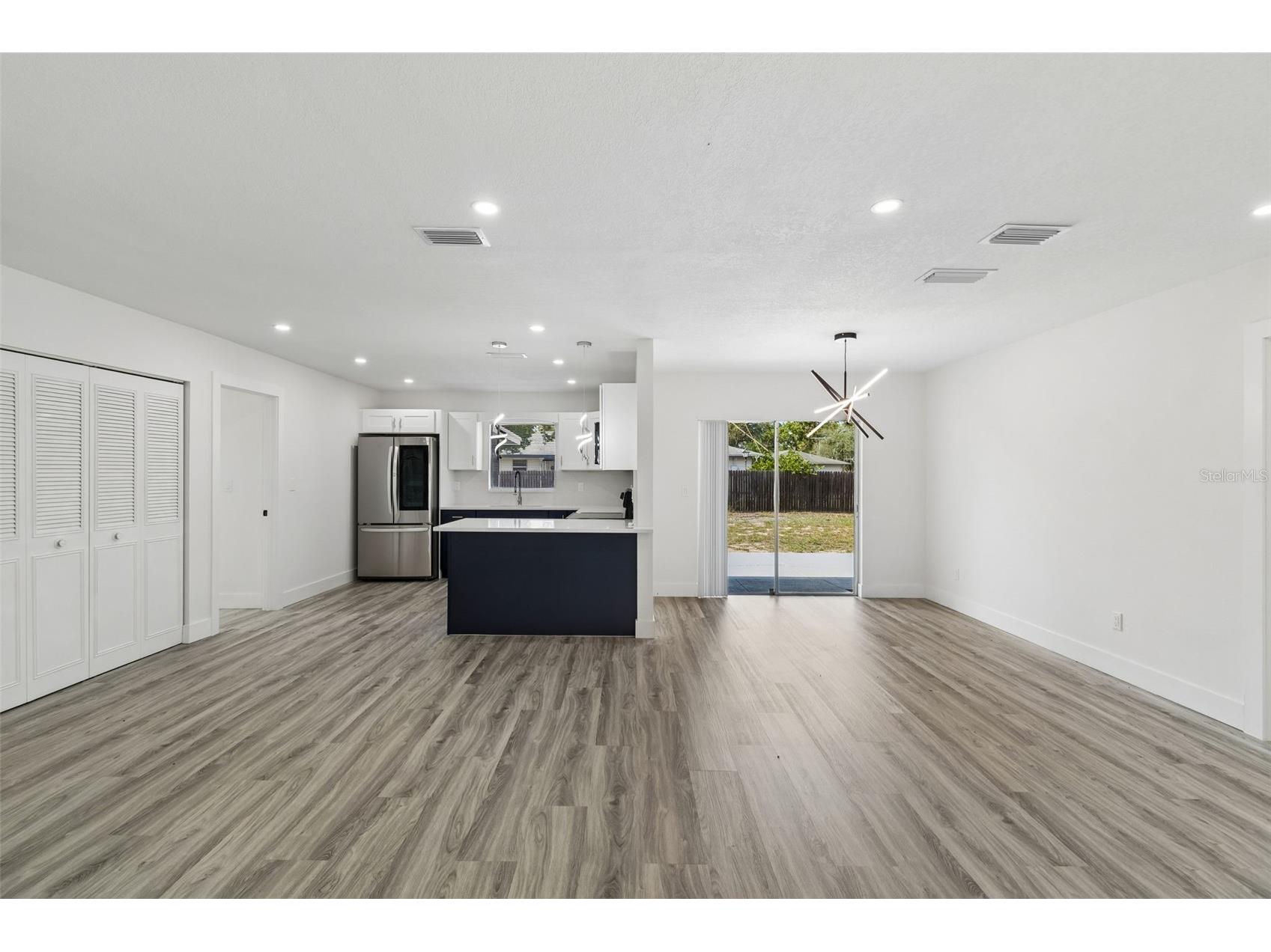 9015 Forest Oaks Boulevard Spring Hill FL 34606 TB8506126 image16