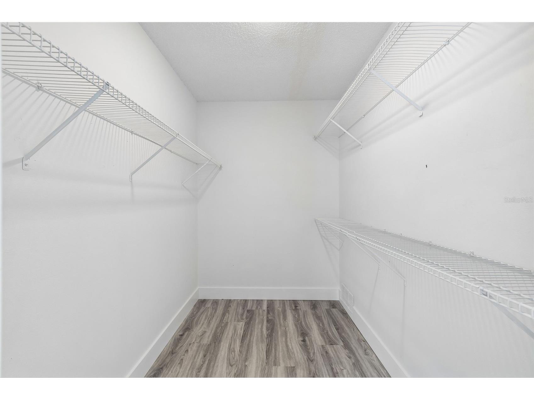 9015 Forest Oaks Boulevard Spring Hill FL 34606 TB8506126 image48