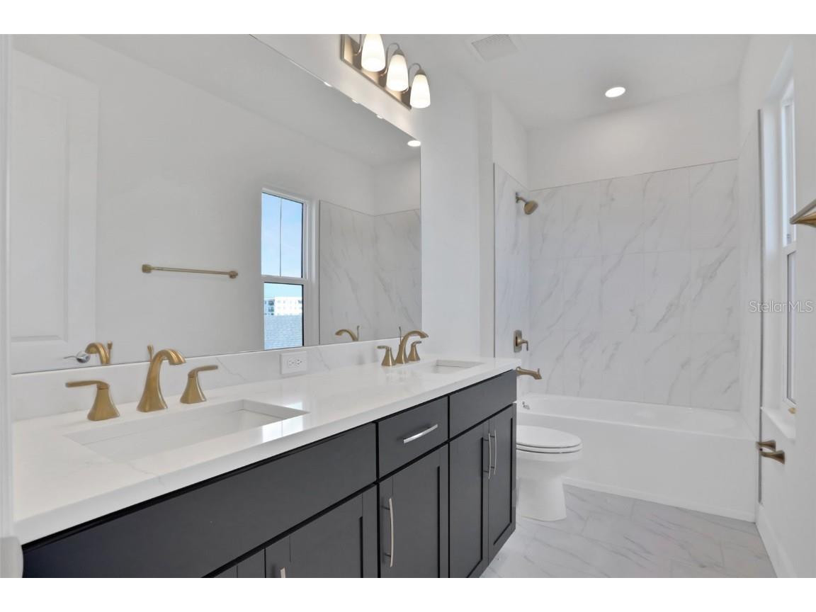 9015 Rothman Lane Lakewood Ranch FL 34240 G5105792 image9