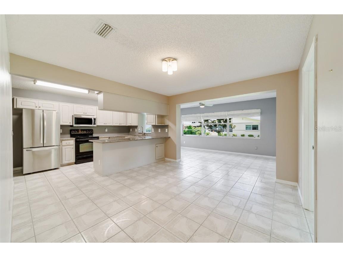 9015 SW 94th Street #D Ocala FL 34481 OM705446 image14